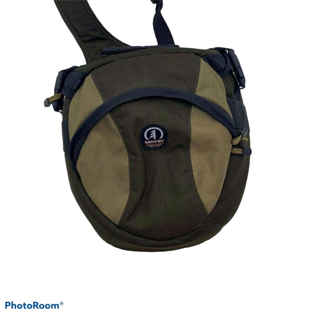 Tamrac Velocity 8X 5768 Pro Photo Slig Backpack